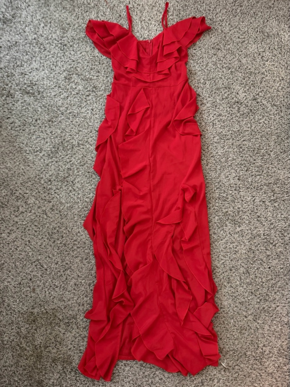 PrettyLittleThing Red Ruffle High-Low Maxi Dress - Picture 2 of 3